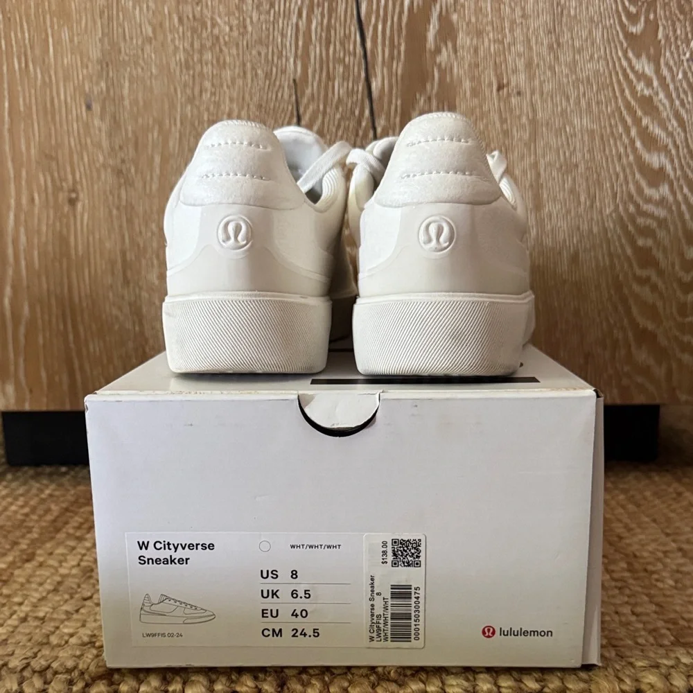 lululemon athletica Women’s White Cityverse Sneaker US 8 EUC - Picture 2 of 9